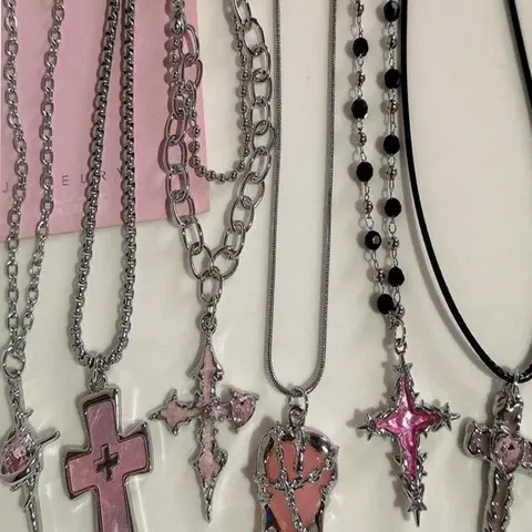 6-Piece Gothic Y2K Cross & Heart Pendant Necklace Set, Hip Hop Punk Fashion Accessories, Emo Witch Costume Jewelry for Women, Ideal Gift