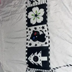 My First Black and White High Contrast Soft Book for Baby, Infant Tummy Time Cloth Book Toys, Black and White Baby Cards, Folding Educational Activity Cloth Book Suitable for Boys Girls Toddler