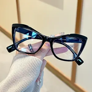 Fun Y2K Cat-Eye Transparent Glasses – Ultra-Light Anti-Blue Light PC Frame, Stylish Pink & Clear Design for Street & Instagram Fashion Great for Daily Looks