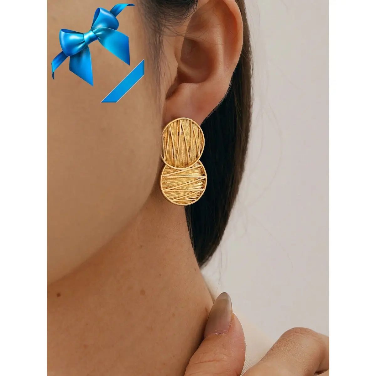 Modern Interlocking Hoop Earrings for Women, Elegant Double Round Shape in Stainless Steel - Lightweight Jewelry for Daily Casual Wear, Basic, Female