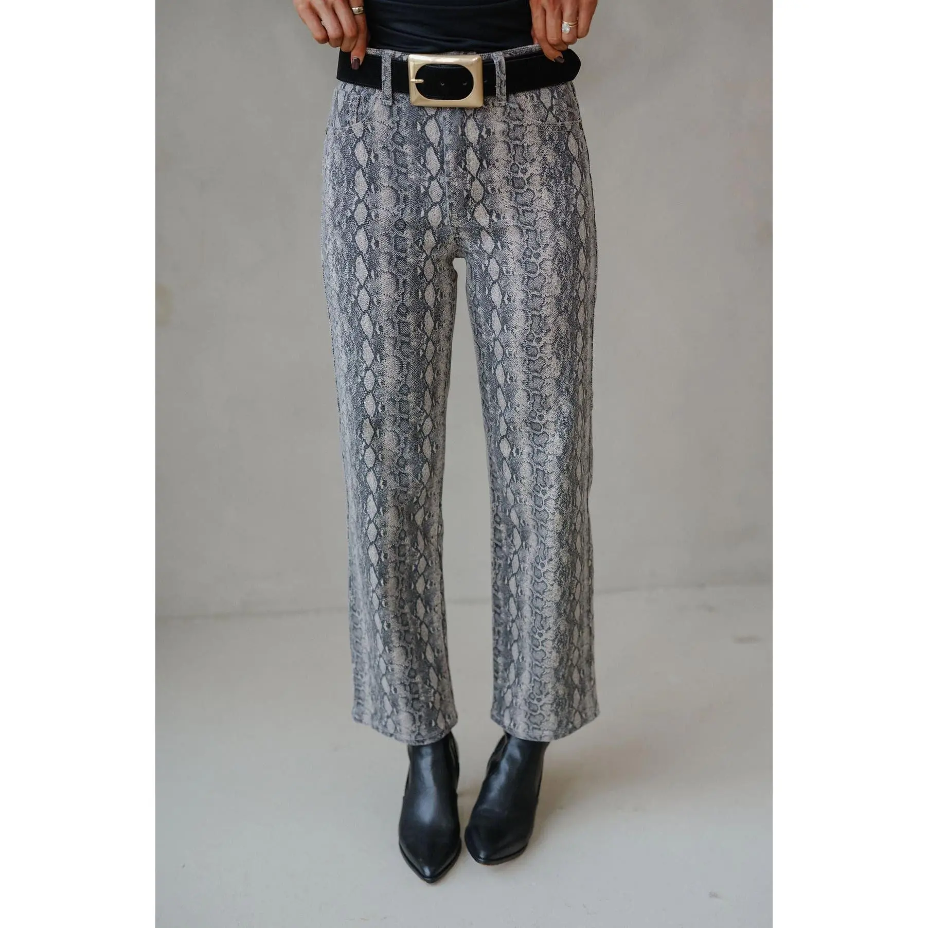 Nelli Vintage Straight Jeans-Snake//RESHOOT