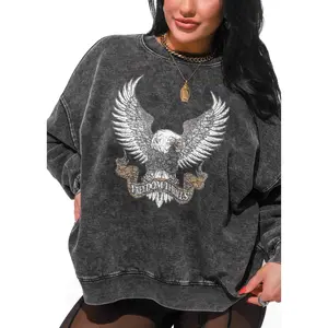 FREEDOM THRILLS OVERSIZED GRAPHIC SWEATSHIRT