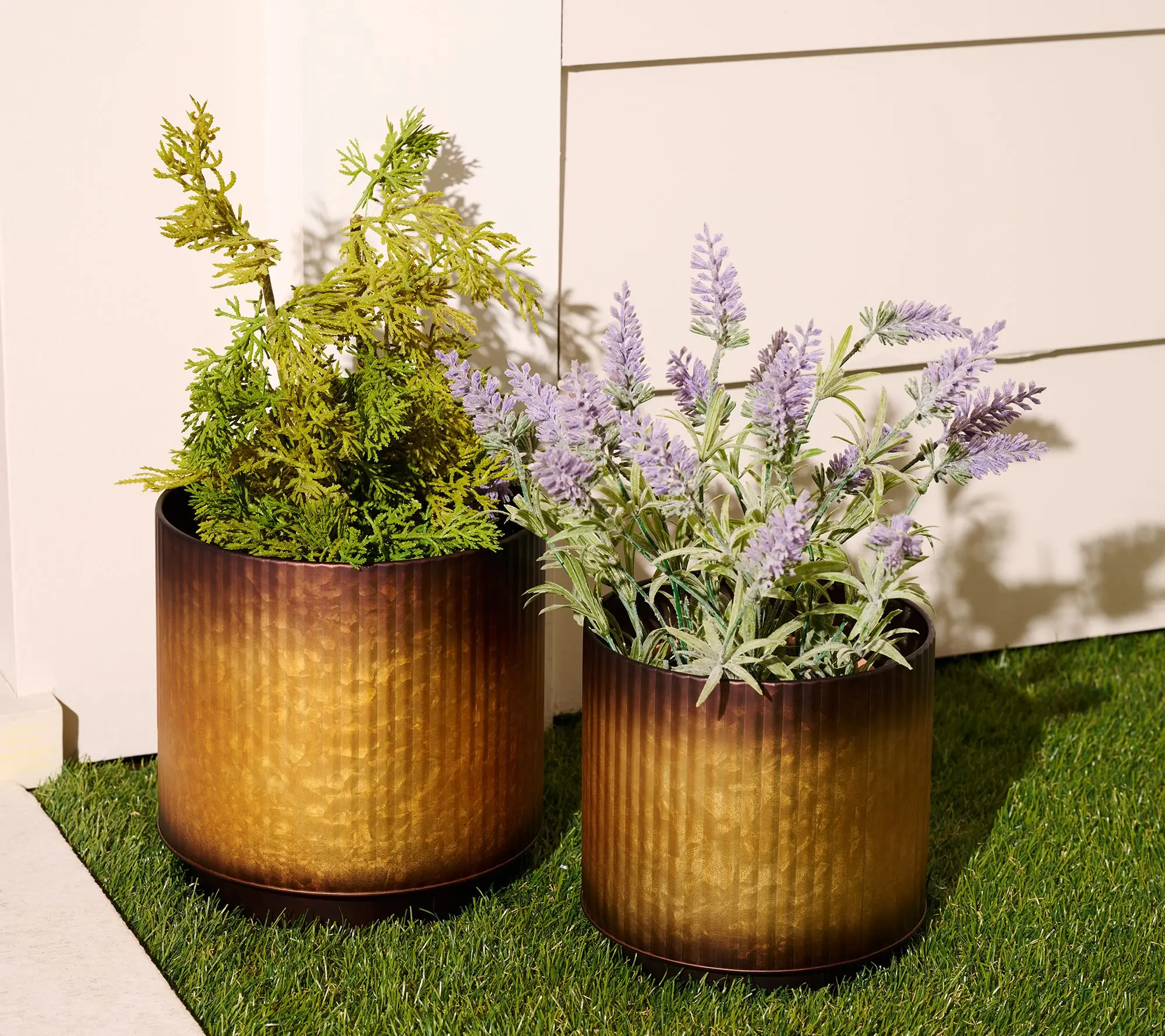 Garden Reflections Set of 2 Metal Planters with Ridges