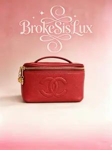 Pre-owned CHANEL Vanity Case Bag in Burgundy Caviar Leather & Gold Tone Hardware