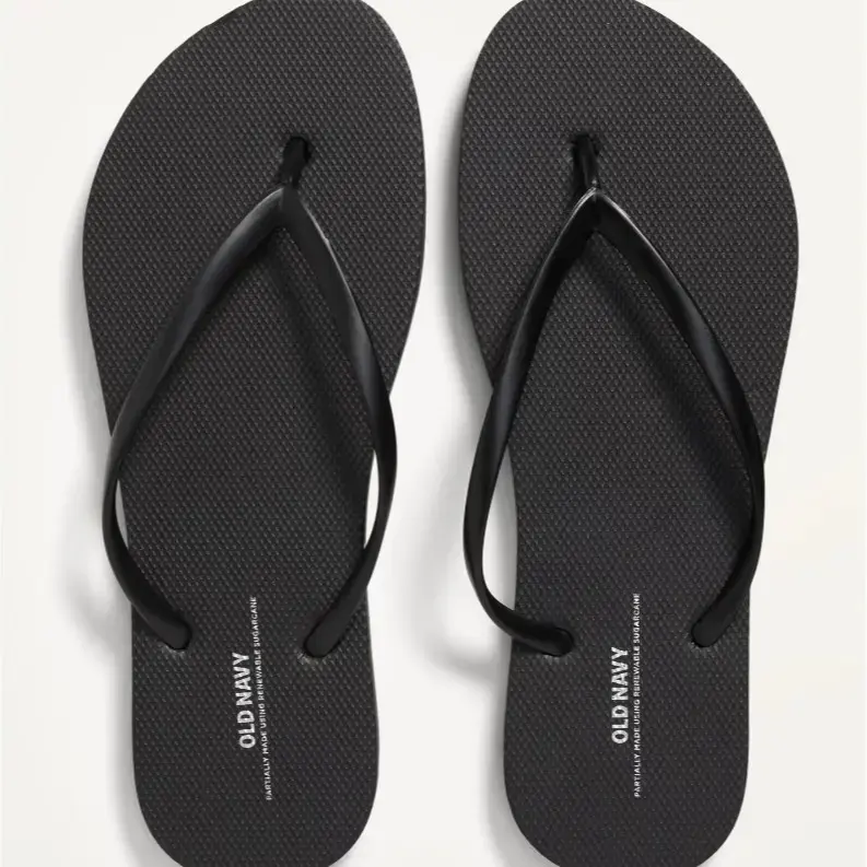Old Navy Women's Flip Flops - Lightweight, Cushioned, Comfortable Slip-On Slide Flat Sandals for Summer, Daily Fashion Footwear, Casual Outdoor Use