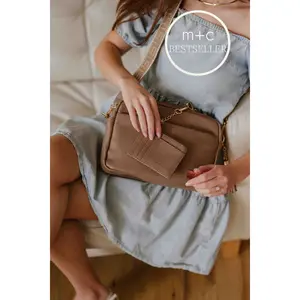 Alice Crossbody - Elegant Design with Adjustable Strap for Versatile Use