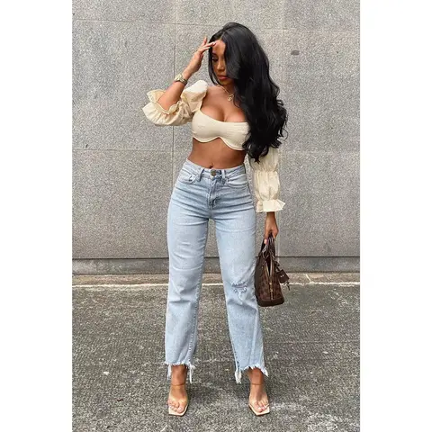 Time Out Crossover Distressed Vintage Ankle Jeans - Light Blue Wash