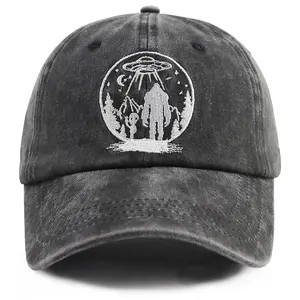 Bigfoot Gifts for Men Women, Funny Bigfoot Baseball Cap, Forest Decor Sasquatch Hats, Mothers Fathers Christmas Birthday Gift for Dad Mom Husband Wife