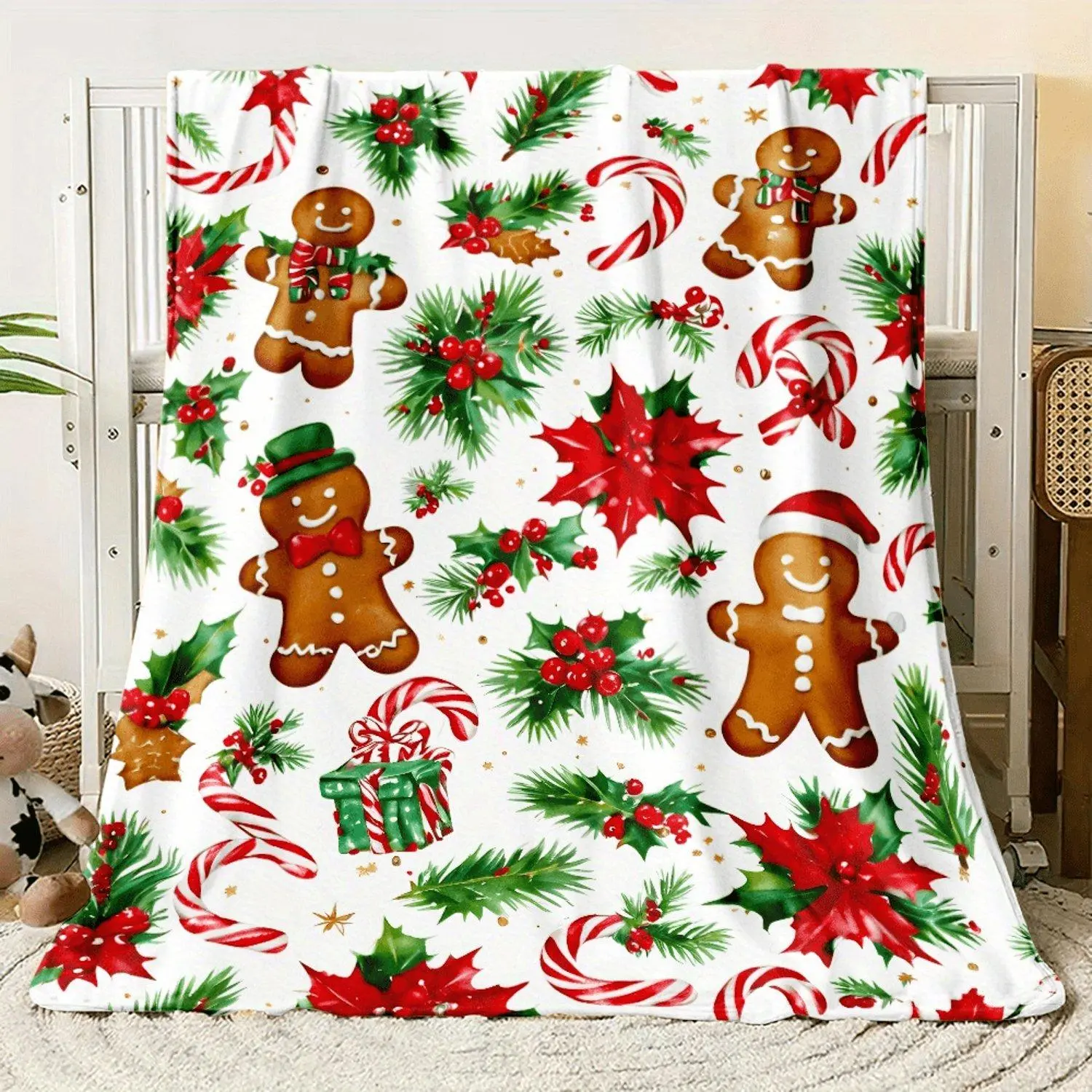 Christmas Gingerbread & Holly Pattern Fleece Blanket All Season Chunky Knit Soft Warm Flannel Throw Machine Washable Ideal Gift for Family Friends Sofa Bed Travel