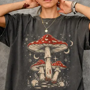 Comfort Colors Retro Celestial Mushroom Shirt,Boho Trendy Tee,Sarcastic Shirt, Mushroom Lover Gift Tee,Botanic Shirt,Garden Lover Shirt
