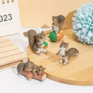 Miniature Squirrel Figurine, 4 Counts Mini Animal Statue, Versatile Animal Statues for Bonsai, Succulent Arrangements, Indoor/Outdoor Decor, Ornaments