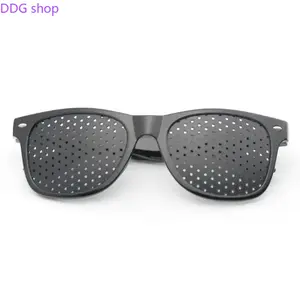 Unisex Pinhole Glasses, Anti Myopia Astigmatism Eyewear, Vision Improvement Strabismus Correction Glasses, Lightweight Relieve Eye Fatigue Black Frames for Men Women Daily Eye Care