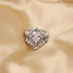 LunaStdla Witch Crown 2pcs Rings set - Elegant Hecate Triple Moon Goddess Pagan Teardrop Zirconia Ring Witchcraft Perfect Gift for Women Girlfriend Wife,Suitable for Daily Wearing Casual Witchy Jewelry