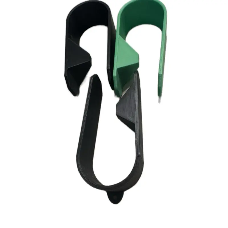 Car seat buckle assist tool keychain