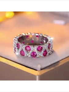 Trending European American Luxury Personalized Round Zircon Full Circle Paved White Diamond Ring Niche Premium Sense Fashion Finger Jewelry