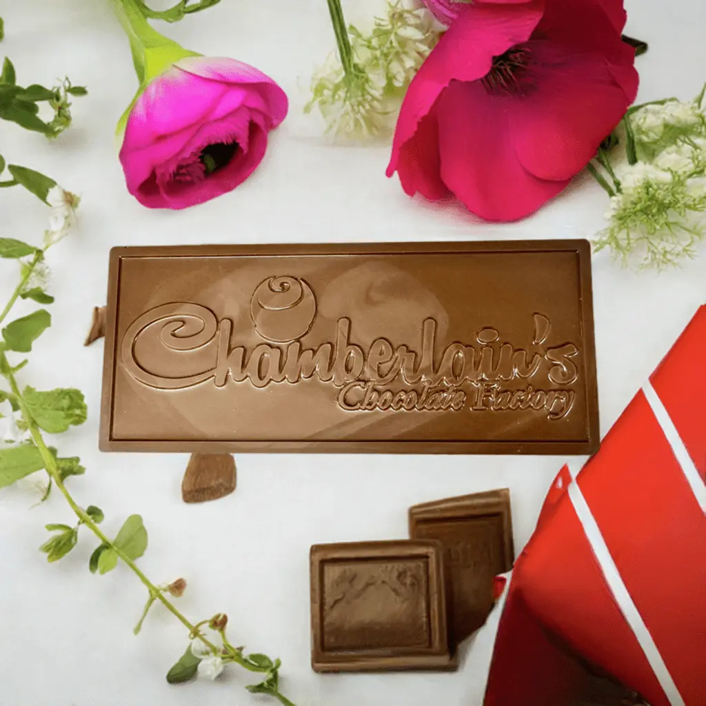 Chamberlains Solid Chocolate Bar - Dessert Snack with Smooth Finish, Ideal for Dessert and Bonbon Lovers