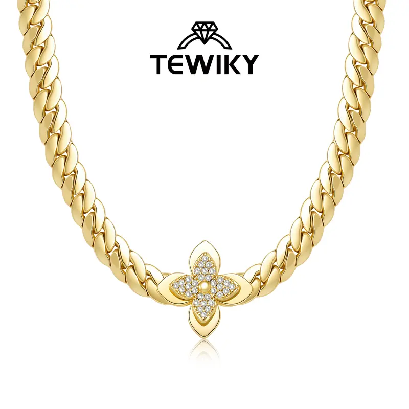 TEWIKY 14K Gold Plated Golden Cuban Zircon Four-Leaf Clover Pendant Necklace, Cuban Chain, Women's Jewelry Gift, Travel Jewelry Accessories Back To School