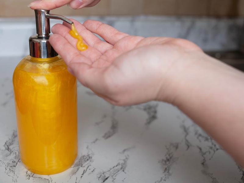 Mango Antibacterial Hand Soap (Pearlized) 64oz Refill