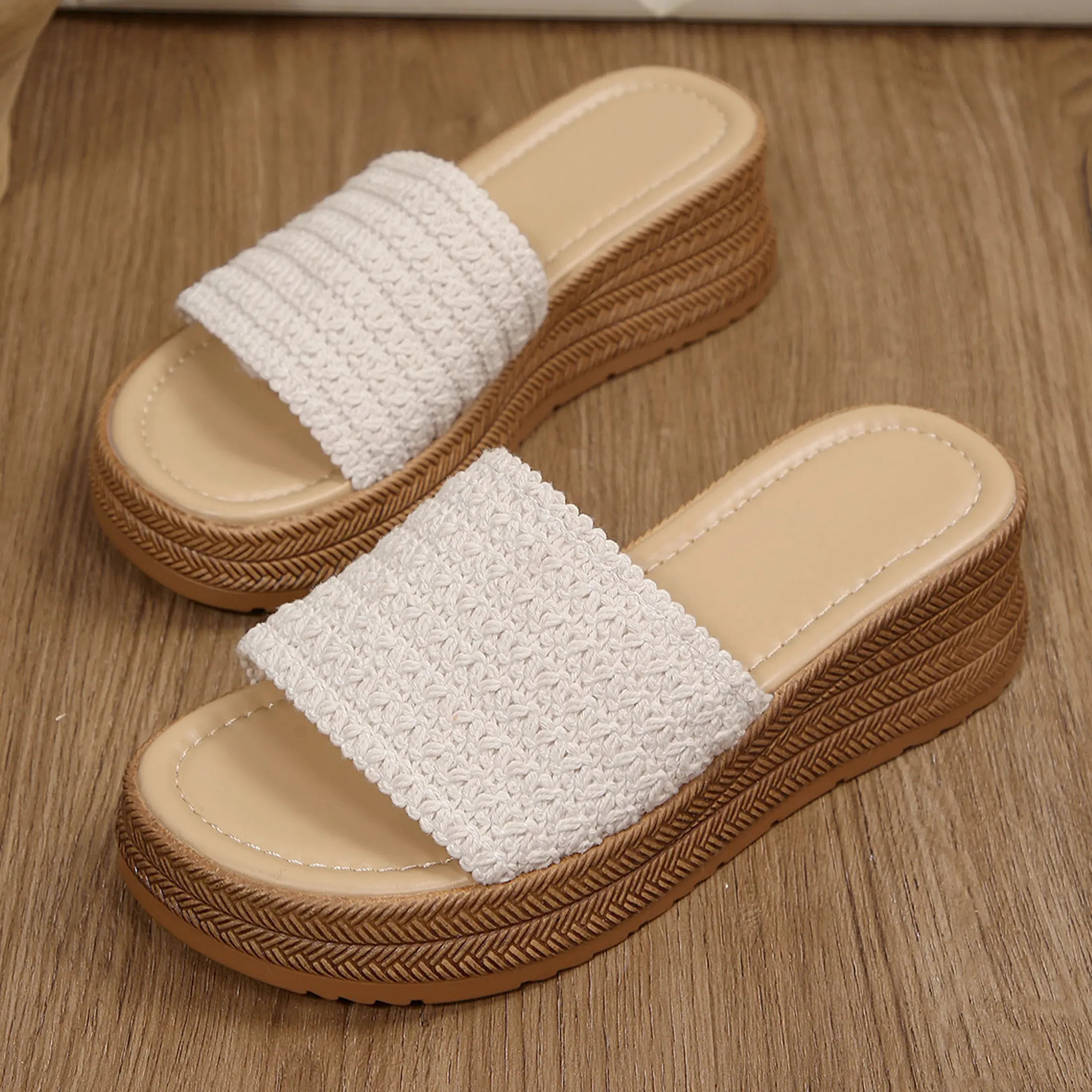Women's Straw Woven Open Toe Slide Sandals Comfort Low Wedge Summer Indoor Daily Slippers
