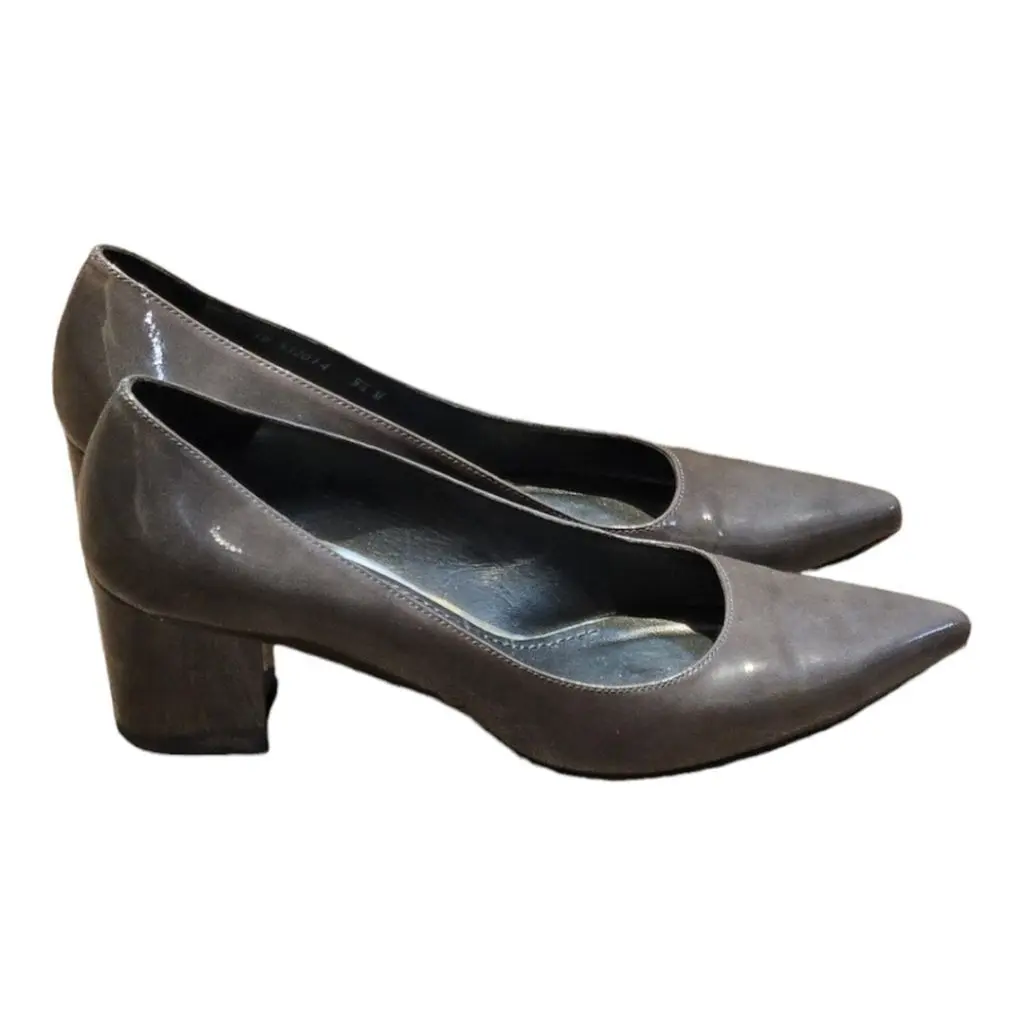 Women's Elegant Stylish Stuart Weitzman Gray Patent Leather Pointed-Toe Block-Heeled High Heels - Size 9.5 Dress Shoe