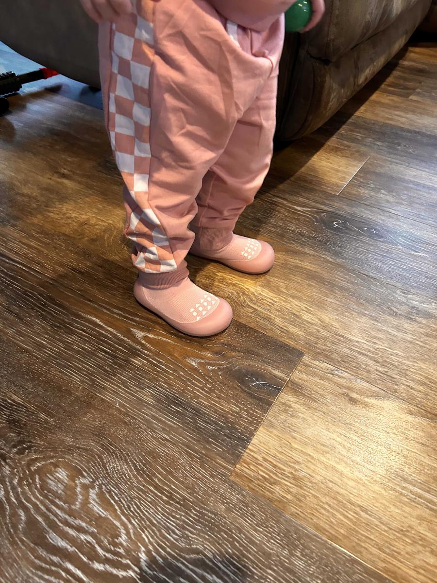 Item: Pink, 12-18 Months Infant