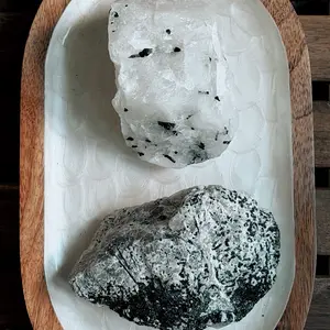 black tourmaline raw