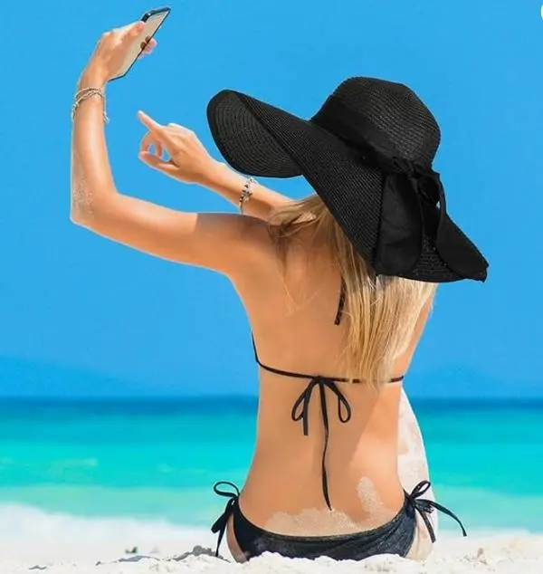 Women's Wide Brim Straw Hat