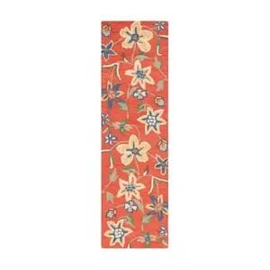Blossom Collect ion BLM674 2'-3 " X 6' Rug by V alerie