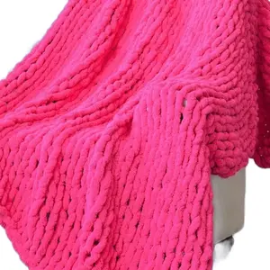 Hot Pink Chunky Knit Blanket - 50x60 Inches, Soft & Durable, Plain Pattern, Perfect for Cuddling on Couch or Bed, Machine Washable, Gift Idea