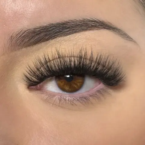10 Pairs “Doll” Eye-Opening Faux Mink Strip Lashes – Soft Glam Round Lash Style