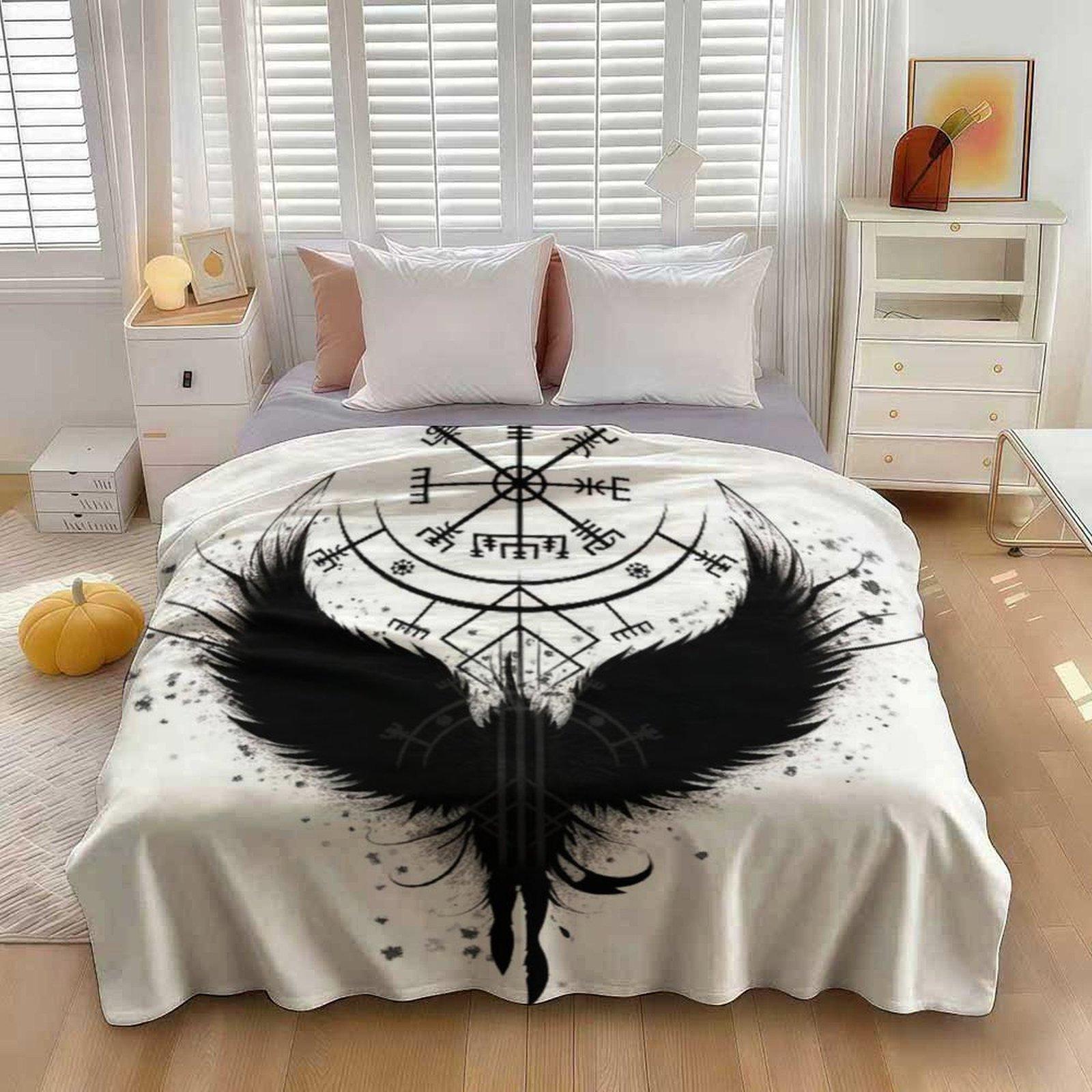 Viking Vegvisir Raven Fleece Blanket, Norse Mythology Black Crow Wings Print Soft Cozy Throw, Gothic Pagan Witchy Home Decor Gift for Couch Bed