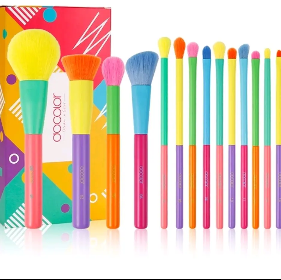 Living in "DoColor" Set Makeup Flawless Cosmetic Brush