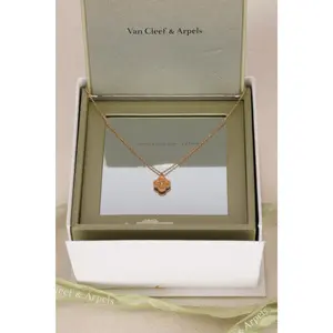 Pre-owned Van Cleef & Arpels 18K Rose Gold Hammered Sweet Alhambra Pendant Necklace Drop 23