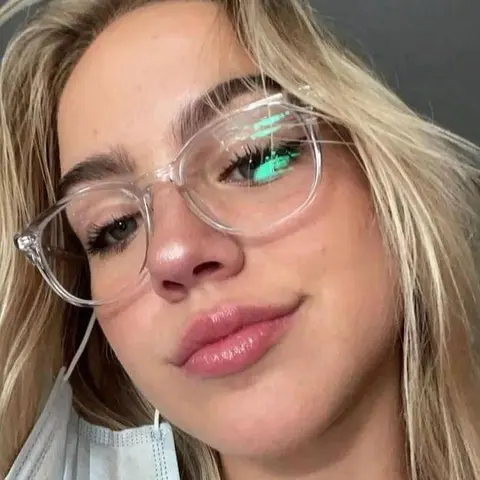 Clear Square Frame Eyeglasses, Blue Light Blocking Eyeglasses for Women & Men, Stylish Square Frames, Fashion Eyeglasses for Work, Daily Clothing Decor, Perfect for Student Daily Use