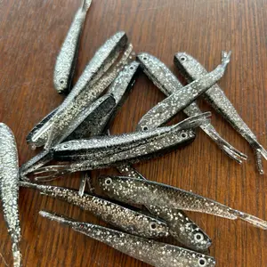 15pc  shad black white 2 3/4” Fluke , bass , skipjack , white bass