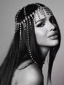 Minimalist tassel headwear made of Rhinestone for women, sparkling and charming hair accessories for parties, daily accessories