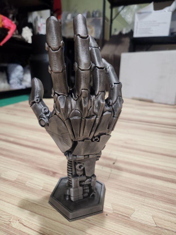 Robot Hand Controller Holder Fits Most Standard Controllers for Enhanced Gaming Experience