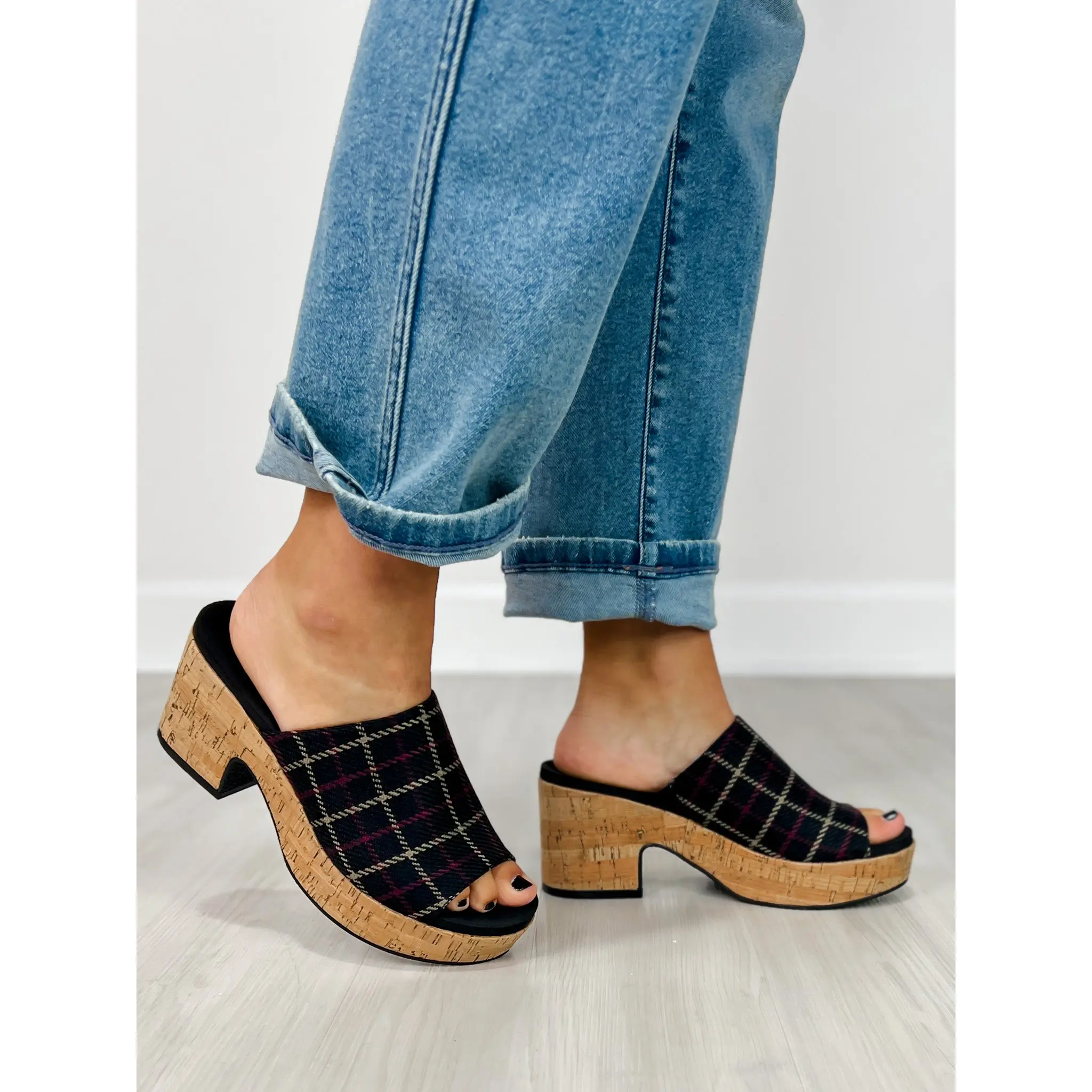 Corkys Totally Buggin Wedges in BLACK PLAID