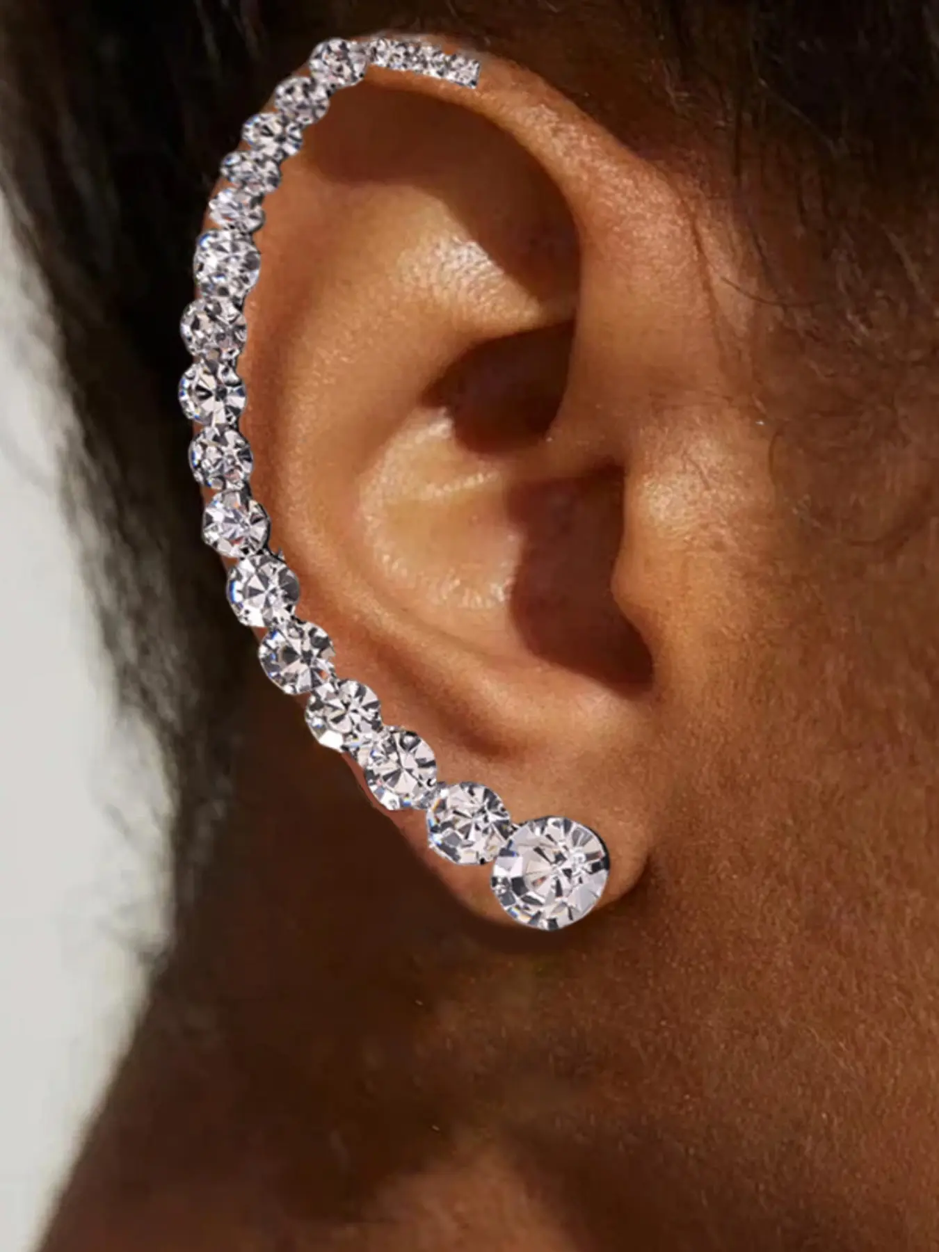 Women's Geometric Earrings, Fashionable Simple Style Ear Cuffs, Wholesale Jewelry Accessories, All-Season Wear, Batch Number 990416, Crystal Hoop Earrings, Earrings for Decorative