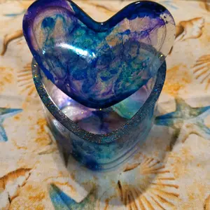 heart shaped trinket box