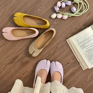Horseshoe Shoes, Hoof Shoes, Suede Split-Toe Women's Ballet Flats, Spring/Autumn Comfortable Walking Lazy Loafers, Casual Women's Dance Shoes, Effortless Casual Walking Style, Solid Color Thick-Sole Everyday Style