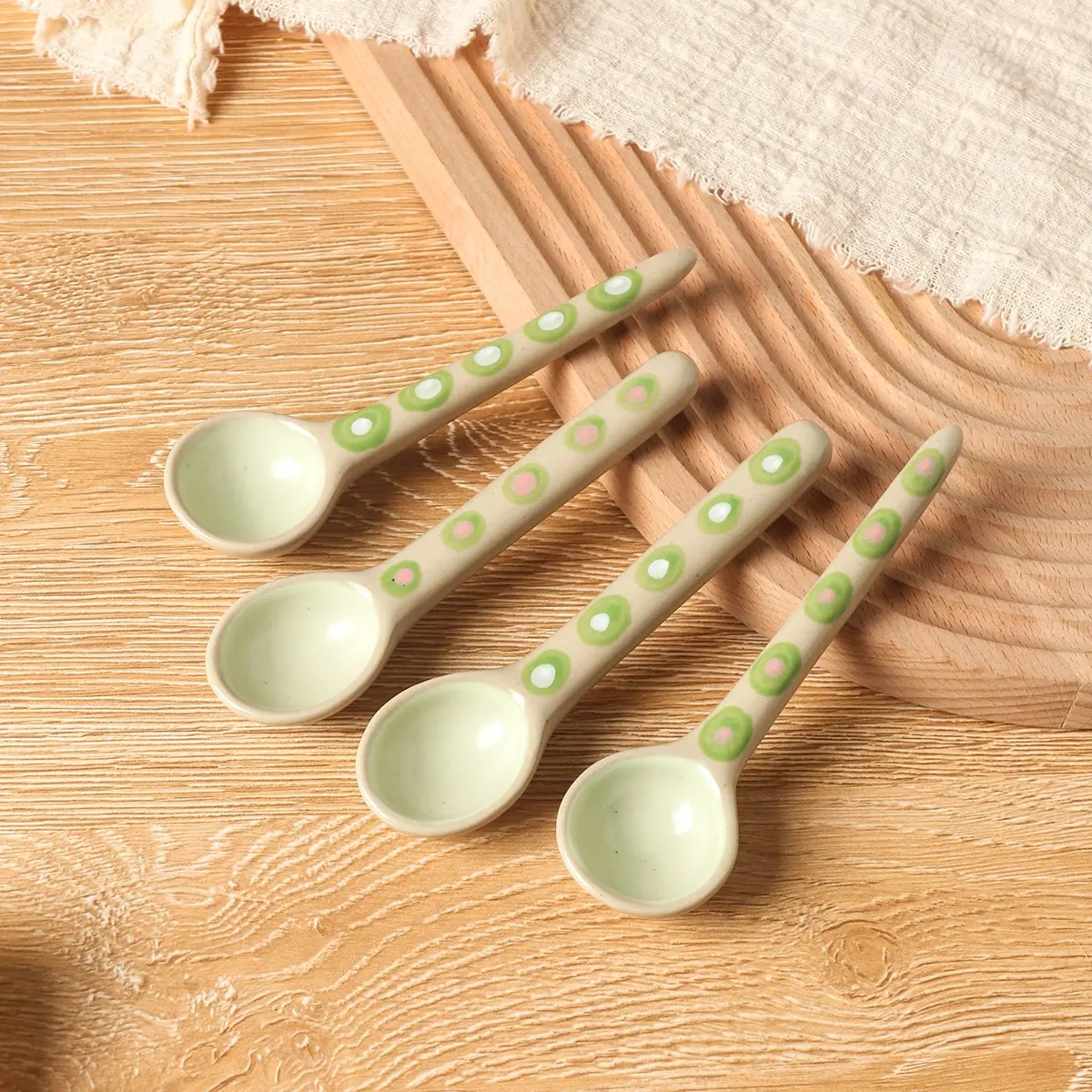 4-Piece Ceramic Coffee Spoon Set, Includes Spoons & Soup Ladles, Ideal for Coffee, Ice Cream, Yogurt, Mixing, Dessert Utensils, Tableware, Kitchenware
