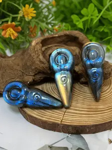 Labradorite Crystal Carving, 1 Count Natural Labradorite Gemstone, Sparkling Yoga Model Design, Ideal for Jewelry Making, Home & Party Decor