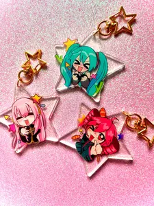 Miku Star Idol Acrylic Keychain, Kawaii Cute Anime Luka Teto Voca Stars, Cute Keyring Acrylic, Perfect Gift for Fans, Collectible Character Charms, Backpack & Bag Accessories
