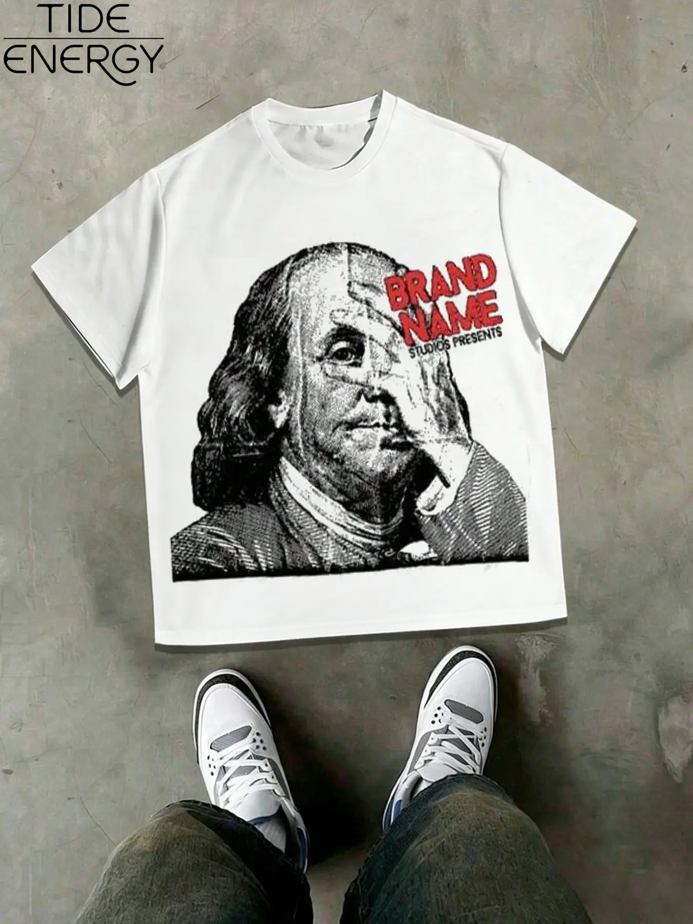 Men's Oversized Benjamin Franklin Vintage Portrait Graphic Print T-Shirt, Menswear Streetwear Historical Art Style, Casual Graphic Design, Casual Summer Top for Men