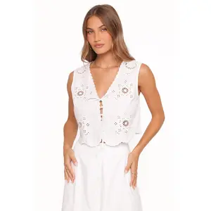 Kye Top - White Broderie