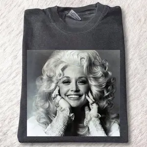 Vintage Dolly Parton Smile Mom - You’re Good At Keeping Secrets Graphic Tee - Dolly Parton Tour Merch - 80s Country Music Shirt - Run, Rose, Run Merch Casual - Gift T-shirt - Unisex Cotton Crewneck - Top Menswear Womenswear Streetwear