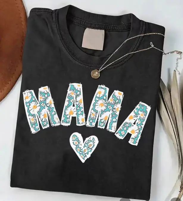 This Old Washed Short-Sleeved Shirt from Features a Heart-Shaped Print, Making It Perfect for Holidays, Streetwear, Sports, And Various Occasions