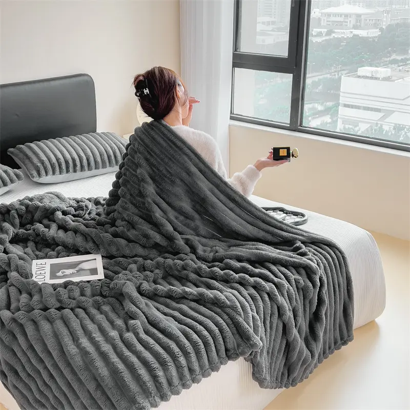 Comfortable Sofa Bed Soft Throw Blanket 260g, Ultra Soft Velvety Fabric, Multiple Colors & Sizes, Light Weight for All Seasons, Ideal for Living Room Bedroom Travel Christmas Gift Soft Cozy Throw Blankets