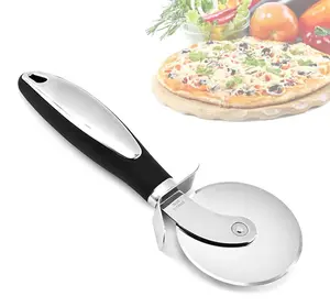 Stainless Steel Pizza Cutter Wheel Rotating Wheel Comfortable Grip Ideal for Slicing Pizza and Pastry in Any Kitchen
